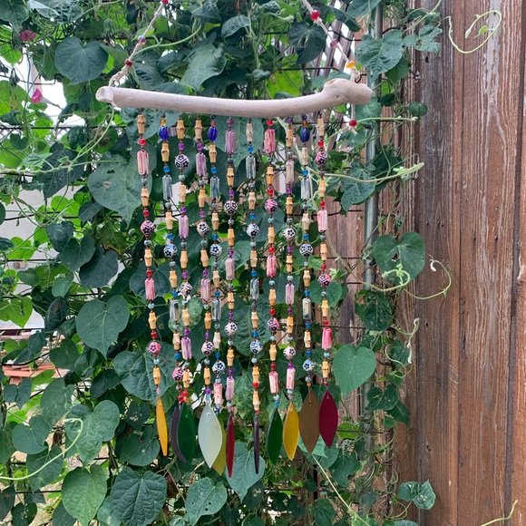 NEW! Rainbow Glass Wind Chime Sun Catcher Mobile Retro Floral Beads & Driftwood - Picture 7 of 11